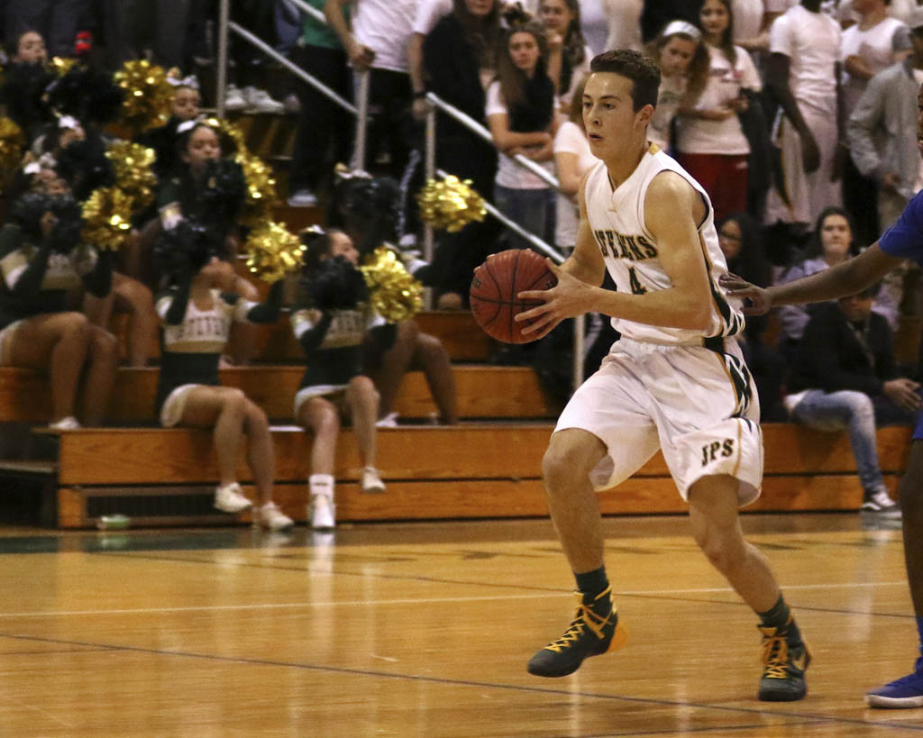 Metuchen girls are turning their hoops season around