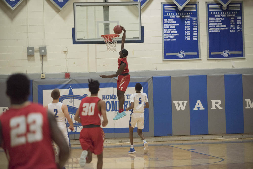 Edison boys’ basketball team upsets Sayreville despite slow start