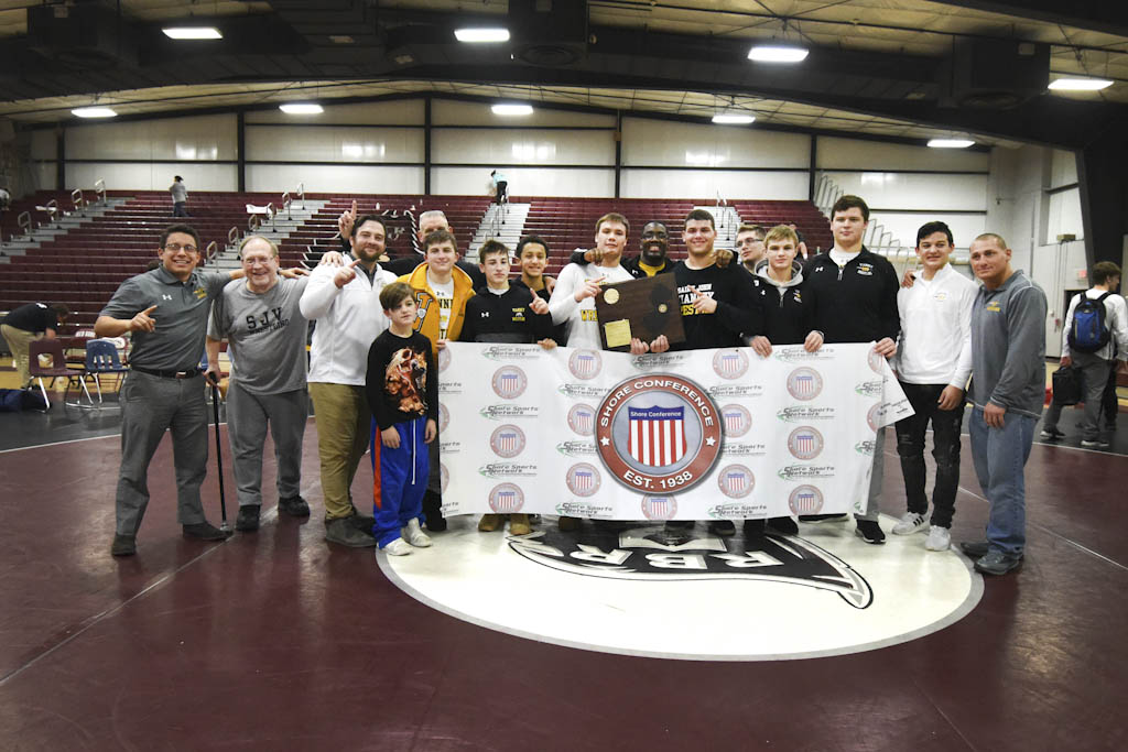 St. John Vianney wrestlers upset Howell to win Shore Conference Tournament