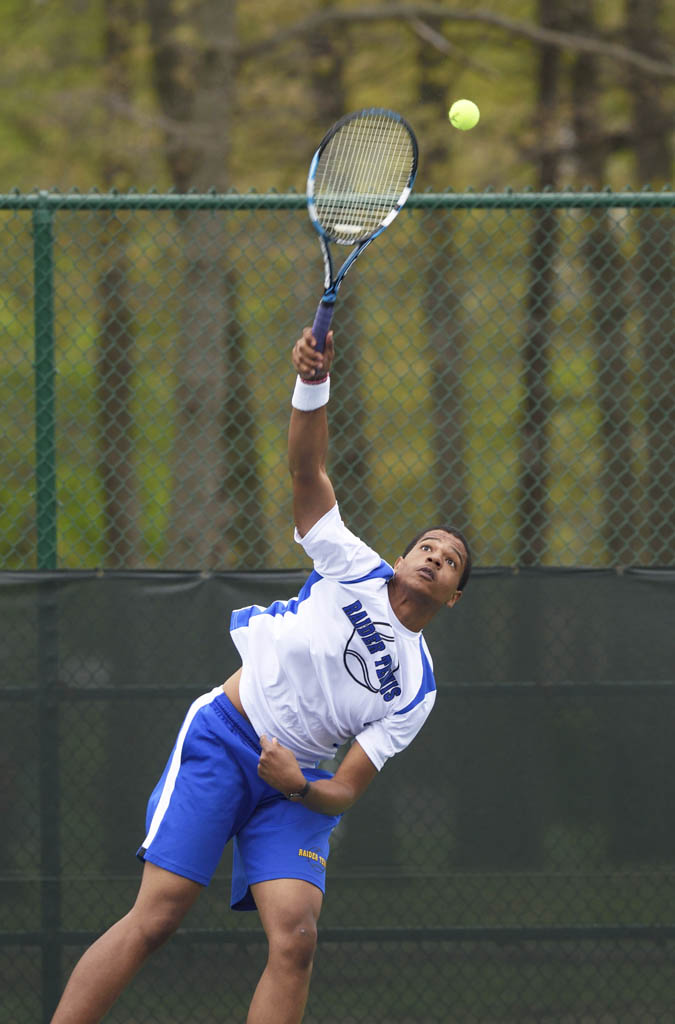 Children invited to take tennis lessons at Renaissance Park