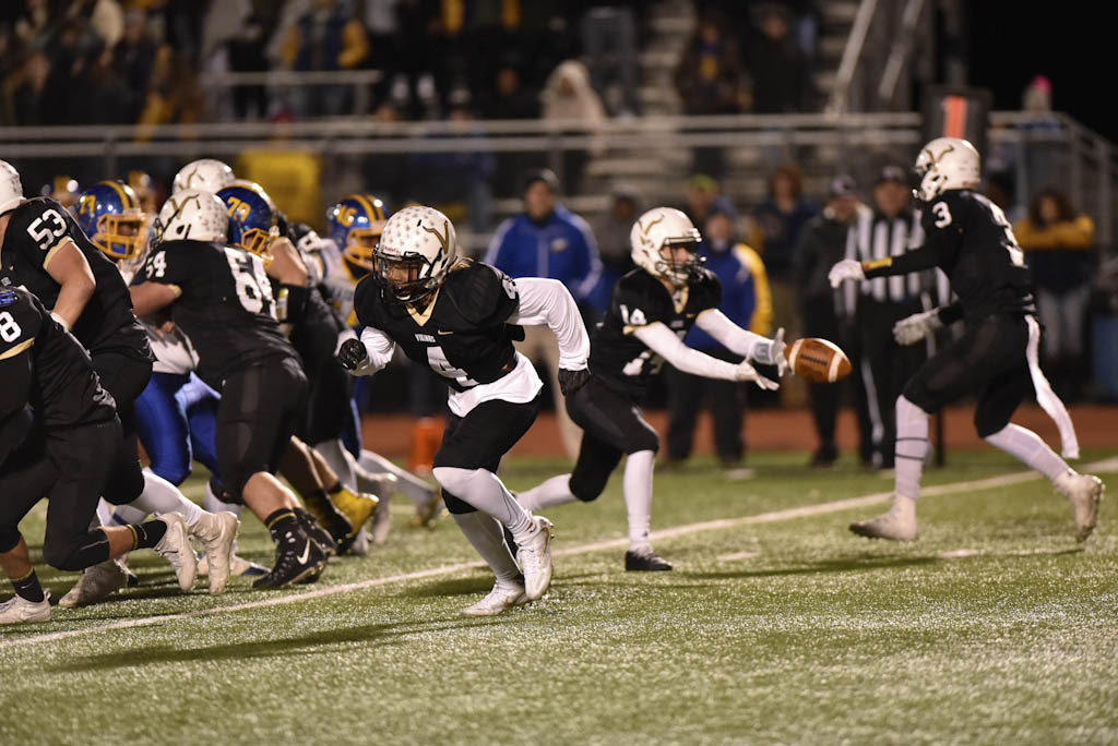 South Brunswick football team turns to Manalapan in state playoff finals