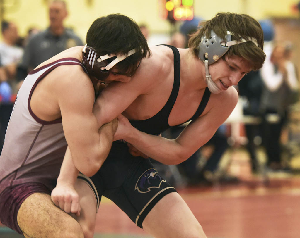 Monroe sending three wrestlers to state tournament in Atlantic City