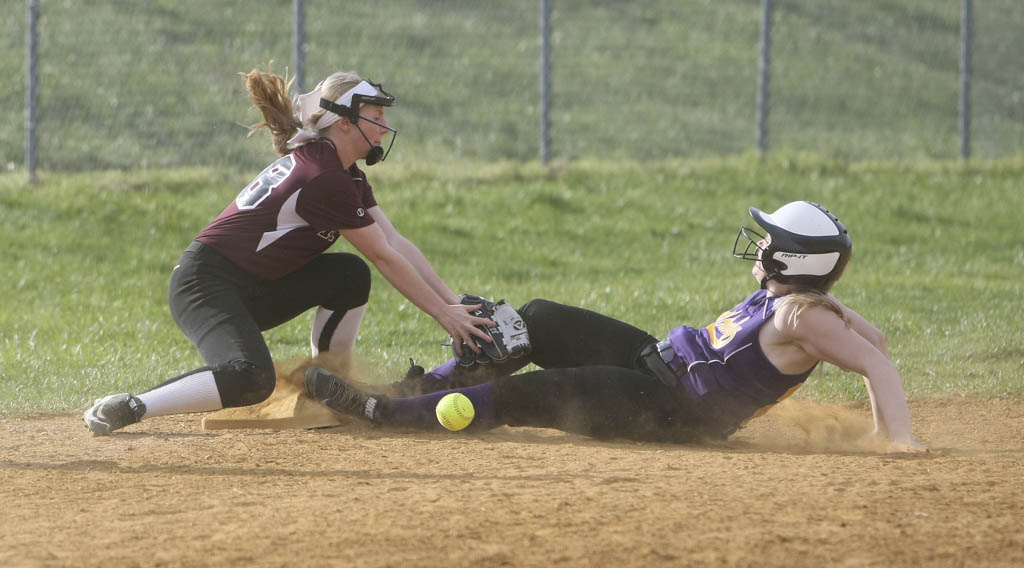 Photo of South Amboy at South River softball April 13