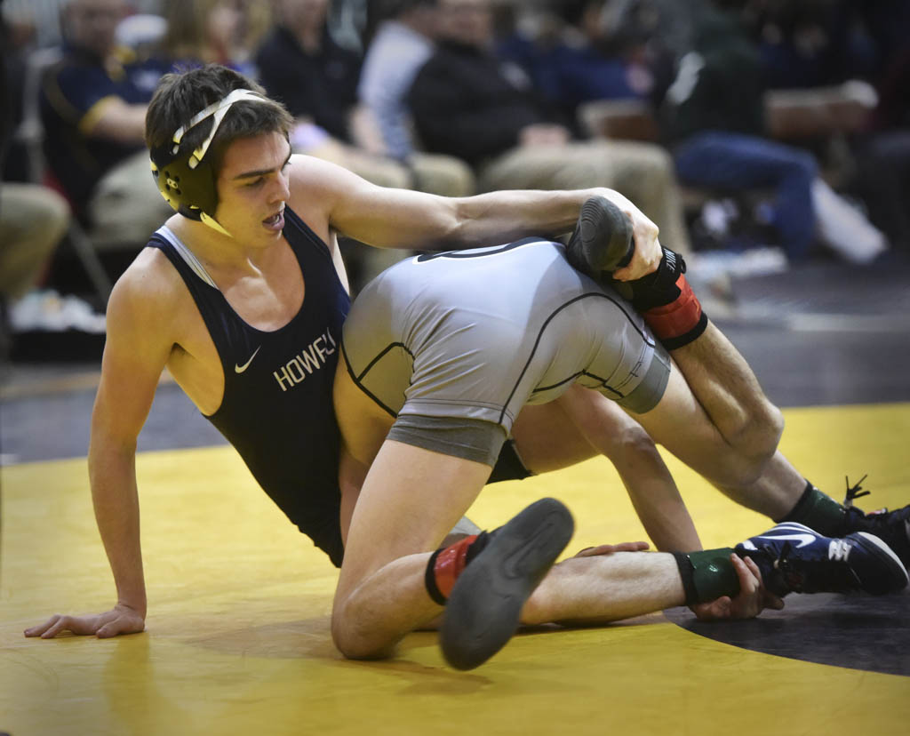 Howell, Saint John Vianney, Raritan claim district wrestling titles