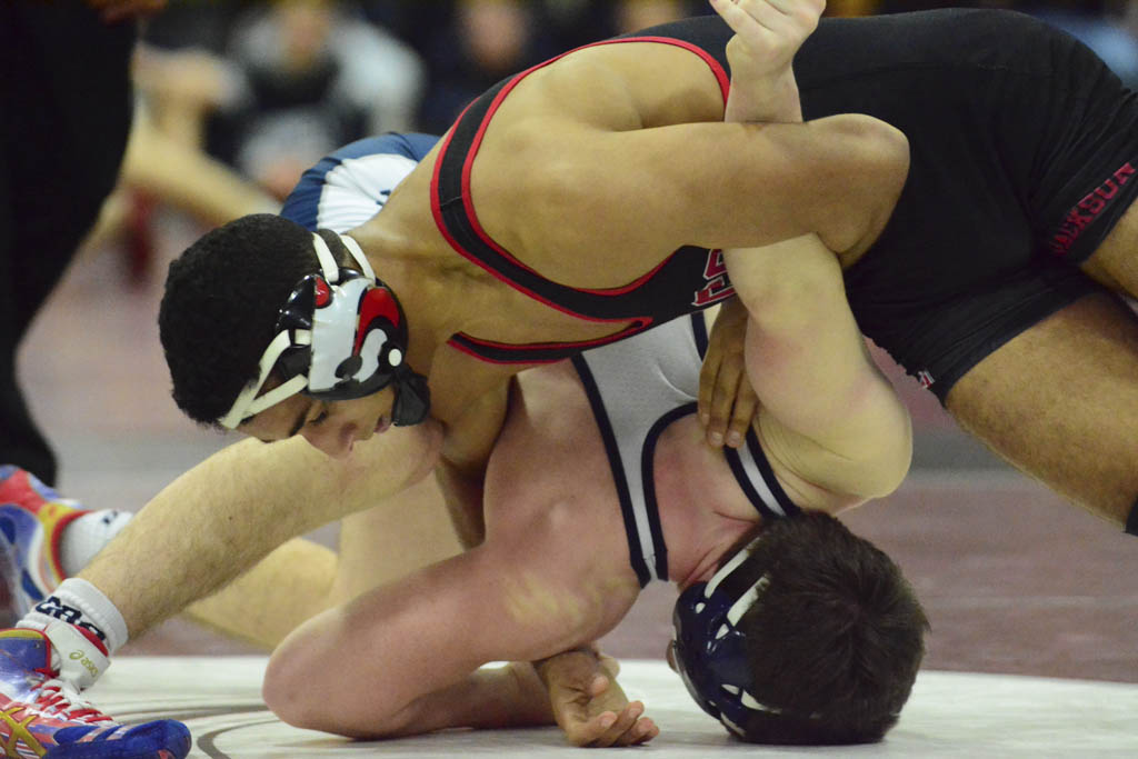 Jaguars’ wrestlers have eyes on postseason competition