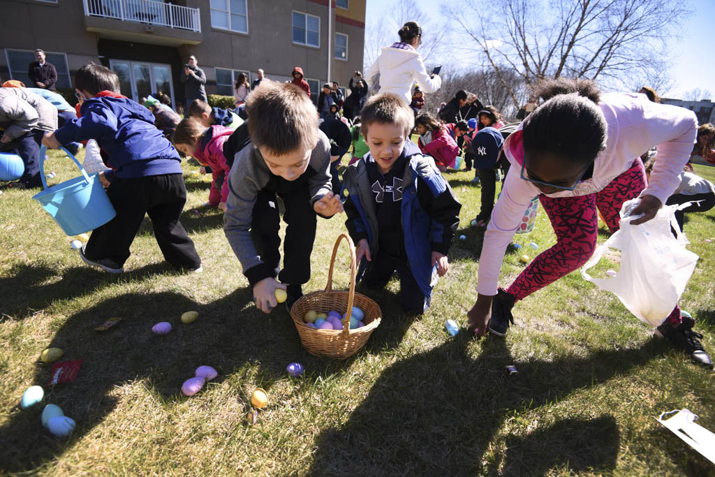 Easter Egg Hunt – April 8, 2017