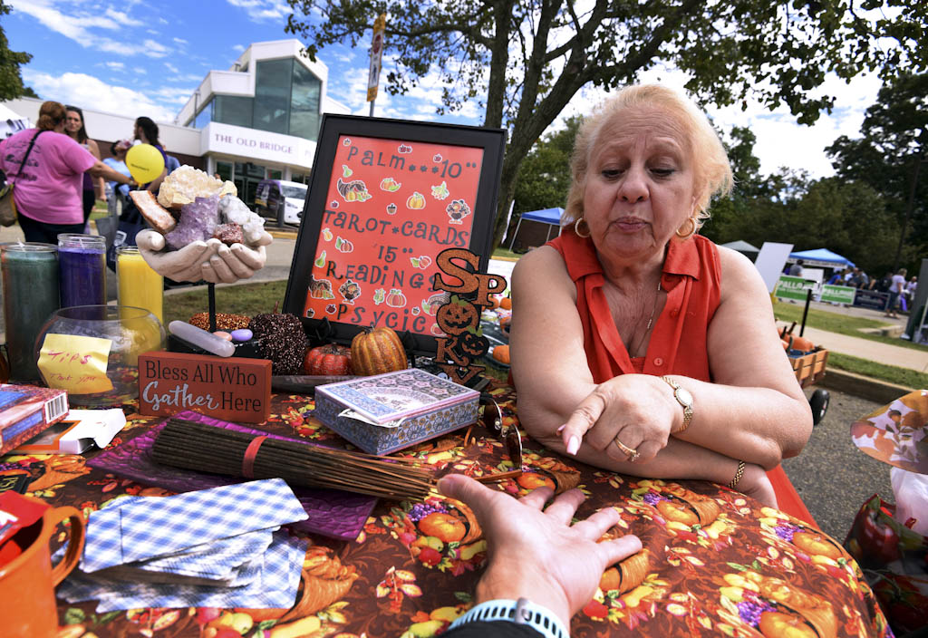 Clairvoyants, mediums to attend Woodbridge Psychic Fair in September