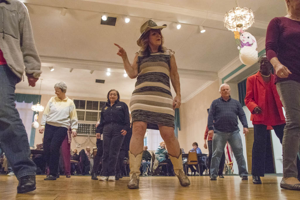 Jamesburg Elks to hold Country Western Dance and Dinner on March 9