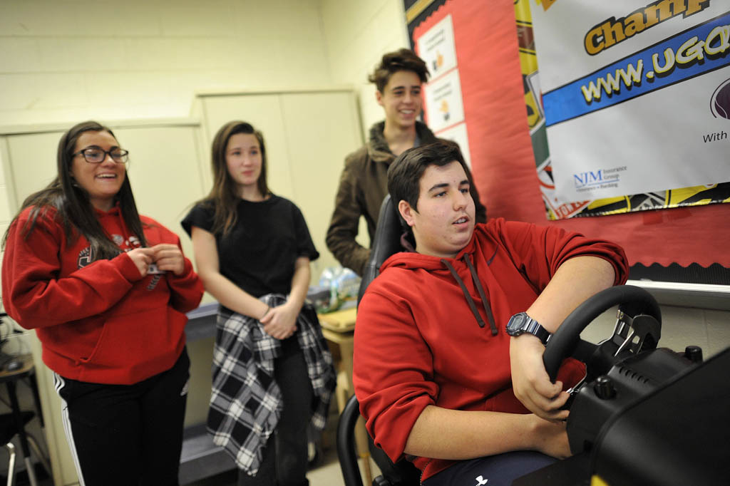 Driving simulator takes Jackson pupils to virtual roads