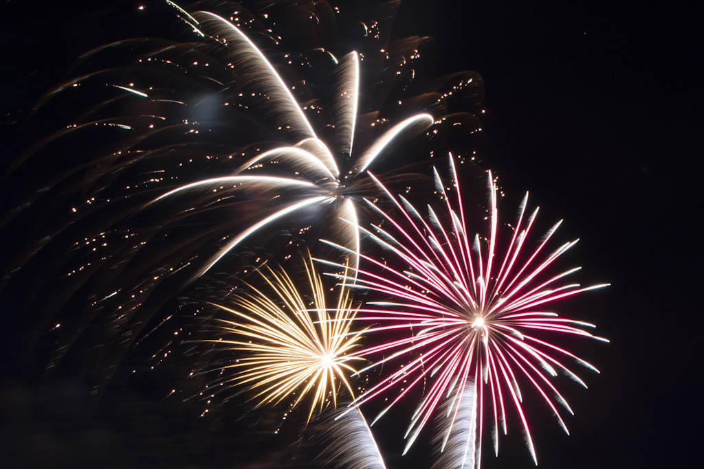 Woodbridge new COVID-19 cases remain in single digits, township cancels annual fireworks display