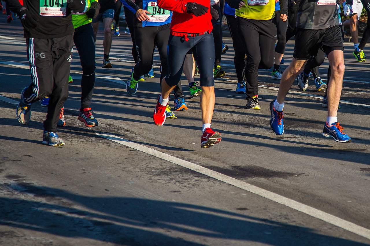 Annual Steeplechase Distance Run supports cancer center