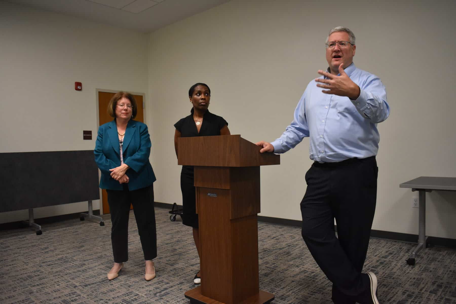 Democratic candidates candidly speak during forum